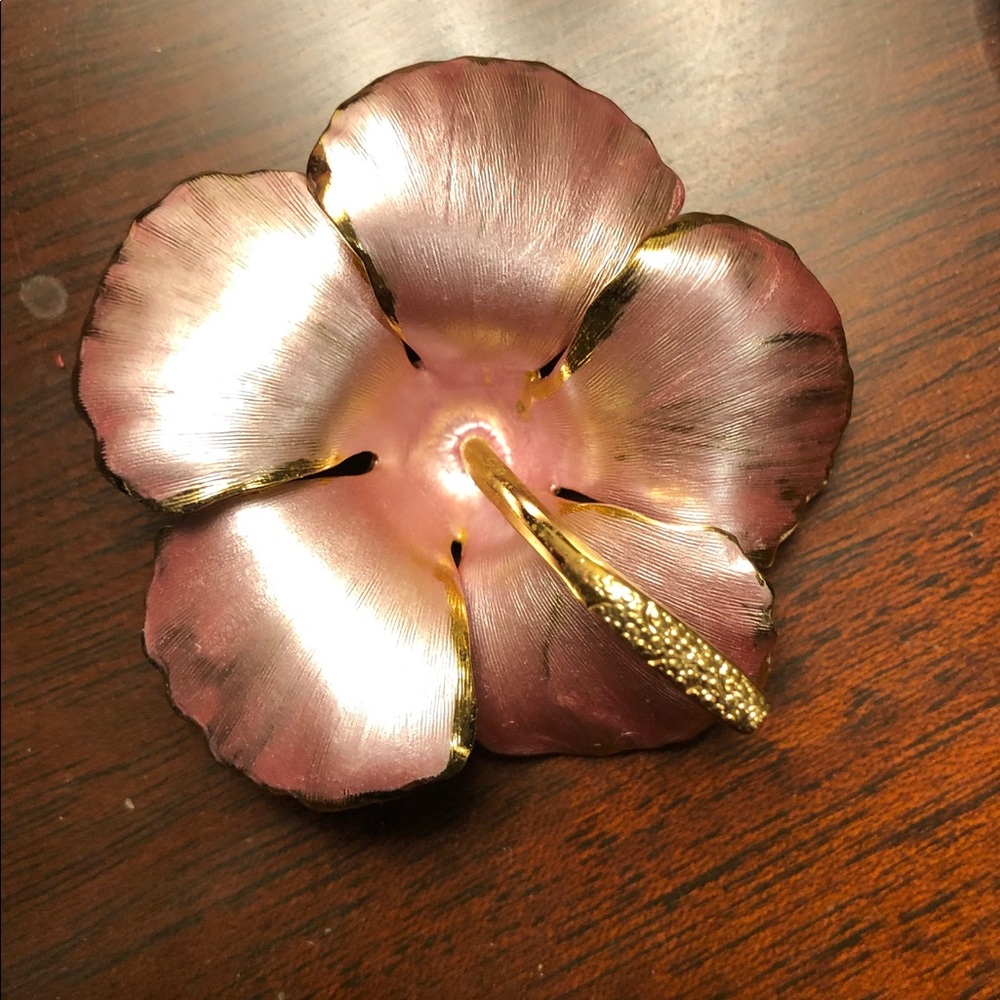 BROOCH/PIN